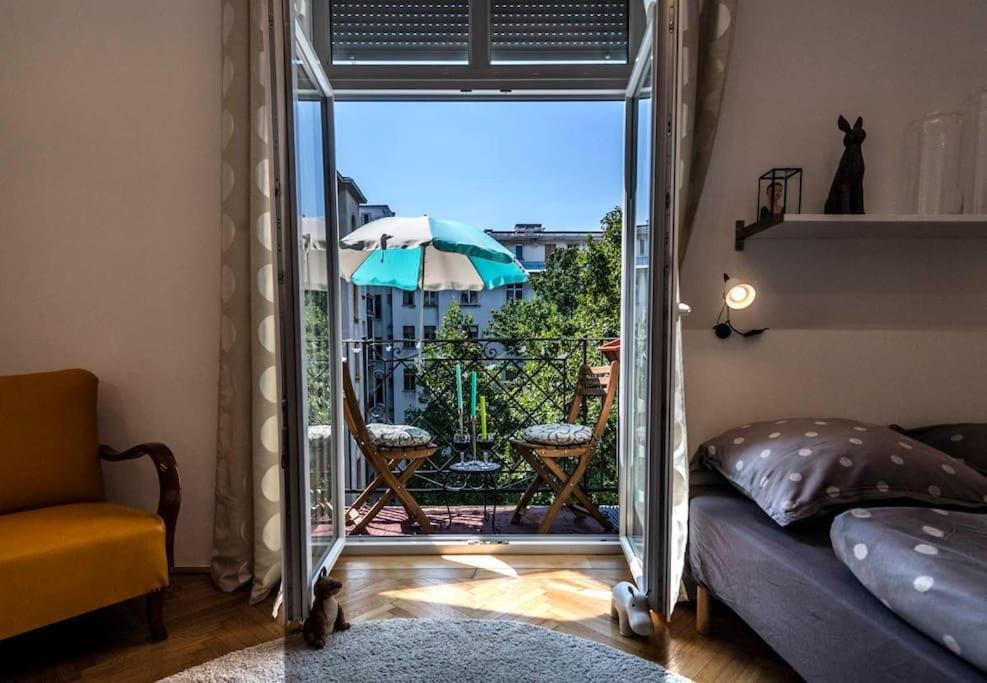 Gorgeous Flat Right Near The City Center บูดาเปสต์ ภายนอก รูปภาพ