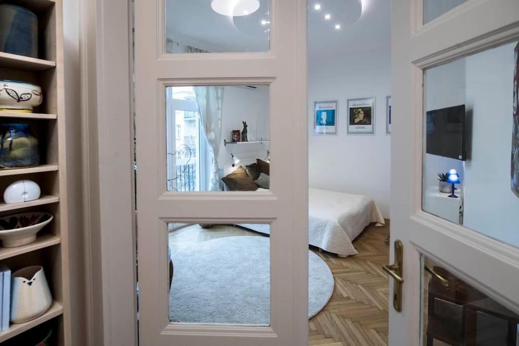 Gorgeous Flat Right Near The City Center บูดาเปสต์ ภายนอก รูปภาพ