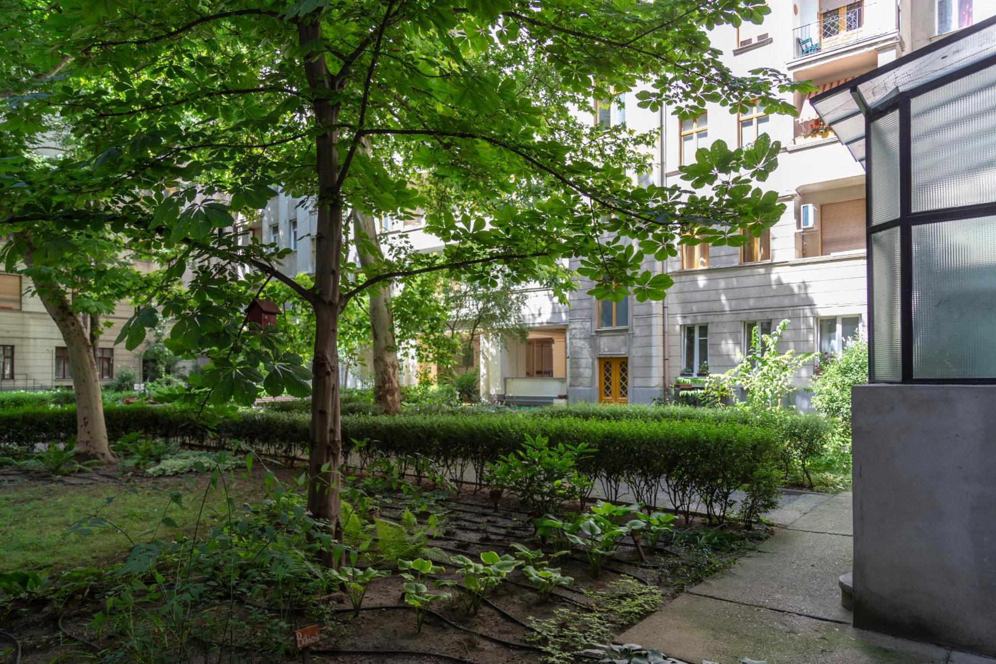 Gorgeous Flat Right Near The City Center บูดาเปสต์ ภายนอก รูปภาพ